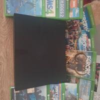 Xbox one con 14 giochi SENZA CONTROLLER