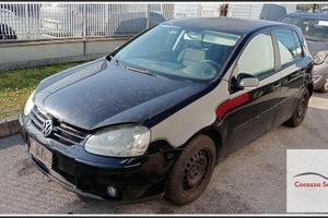 VOLKSWAGEN Golf V per ricambi