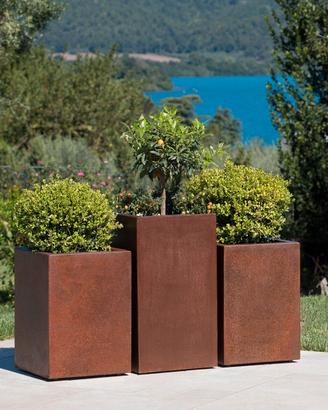 Stock di vasi e fioriere metalliche 40 pezzi