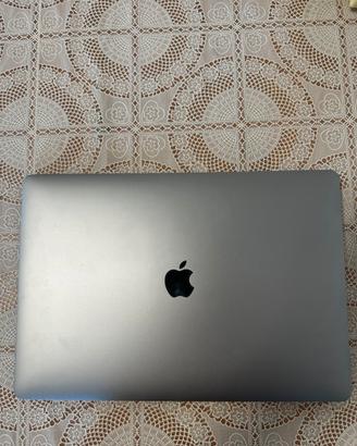 macbook pro 15’’ 2019 (LEGGI)