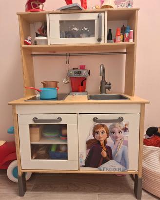 Cucina Ikea completa di accessori