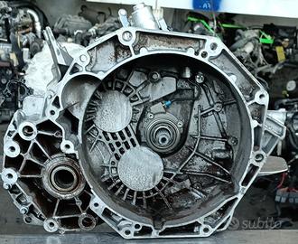 CAMBIO MANUALE USATO CHEVROLET CAPTIVA 2.2 DCI 6 M
