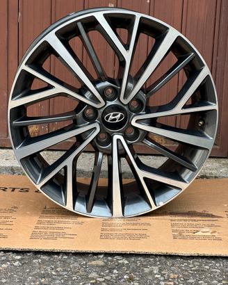 Cerchi in lega hyundai tucson 225/55 R18