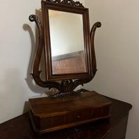Specchiera d'appoggio