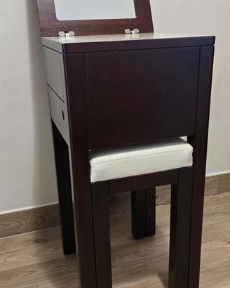 Tavolo da trucco