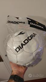 Pallone da clearance calcio diadora