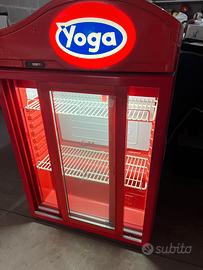Frigorifero pubblicitario YOGA