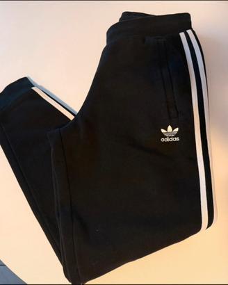 Tuta adidas