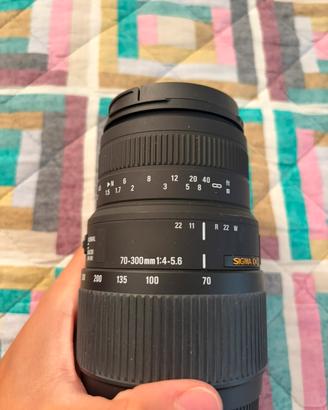 Sigma 70-300mm f/4-5.6 DG