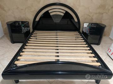 Letto armadio comó e comodini