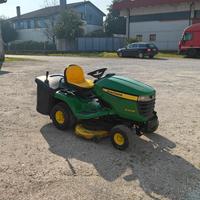 trattorino tagliaerba John Deere x300 con 400 ore