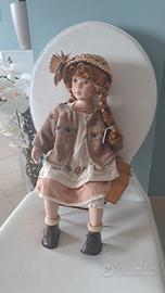 Bambola in porcellana