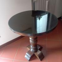 Tavolino tondo di legno e vetro