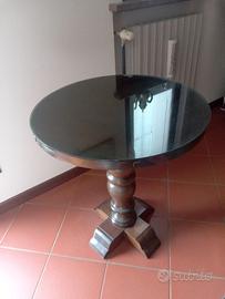 Tavolino tondo di legno e vetro