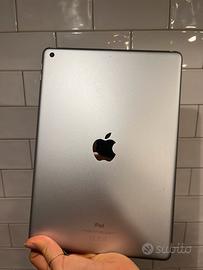 iPad 9 generazione (2021) colore argento