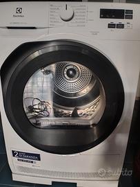 Asciugatrice Electrolux 9 kg ancora in garanzia 