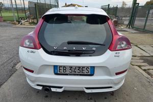 Volvo C30 D2 R-Design 2011