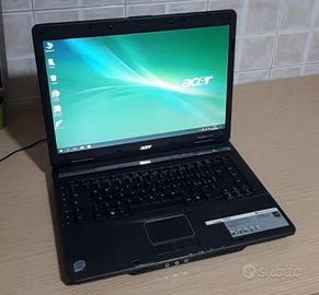 Computer Notebook Acer con Windows 10