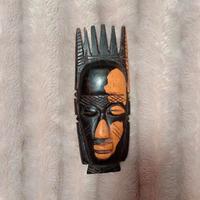 maschera africana in ebano da esposizione 