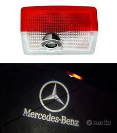 Luci porta Mercedes-Benz