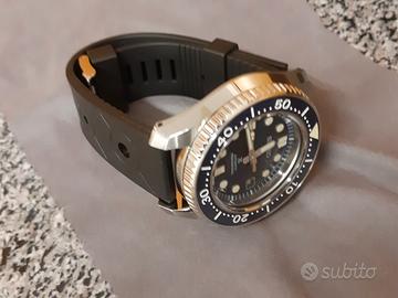 Seiko marinemaster sla023j1 quadrante blu 