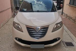 Lancia Ypsilon 0.9 TwinAir EcoChic Metano Gold