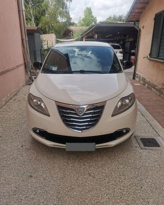 Lancia Ypsilon 0.9 TwinAir EcoChic Metano Gold