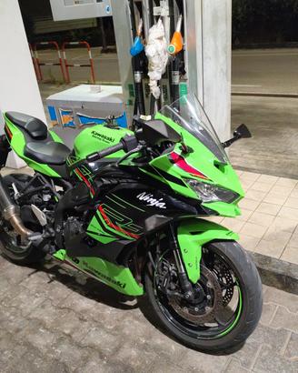Kawasaki ninja zx-4rr