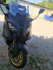 TMax 560 Tech max