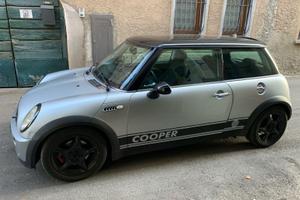 Mini Cooper 1.6 benzina 2004 – 85 kW 