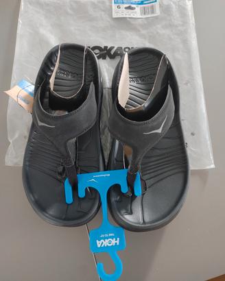 hoka recovery flip