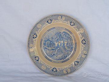 piatto antico per arredamento