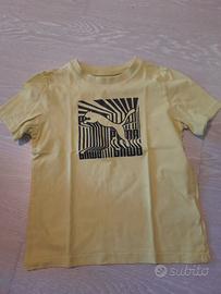 T-shirt bimbo