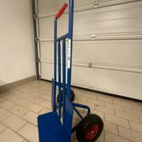 Carrello in acciaio