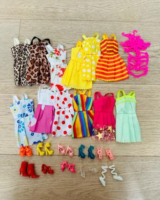 Set abiti e scarpe Barbie