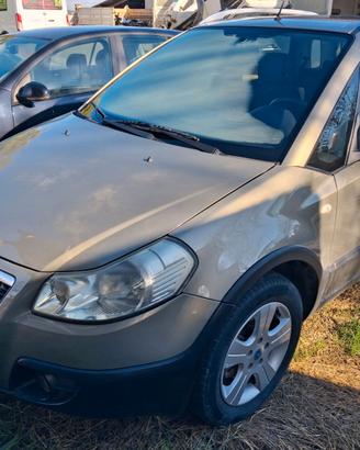 Fiat sedici 4x4 benz./gpl gancio 2006