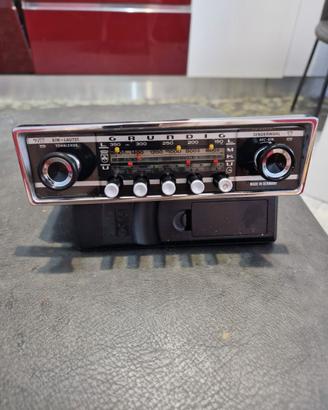 Autoradio epoca grundig FM top gamma presa iPod