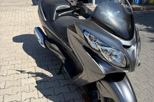 Suzuki burgman 400