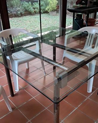 Tavolo in vetro temprato