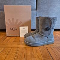 Stivali UGG originali colore grigio
