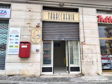 Locale commerciale a mercatello - 50 metri