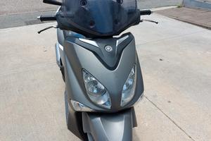 Scooter Yamaha xcity 250