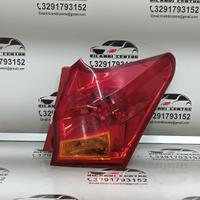Faro fanale stop posteriore destra dx toyota auris