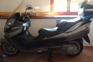 Suzuki Burgman 400 