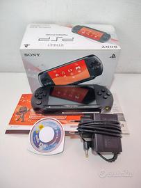 Sony PSP E-1004 Con Scatola e Manuali Completa