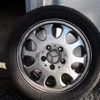 Gomme estive 195r16 montate su cerchi in lega
