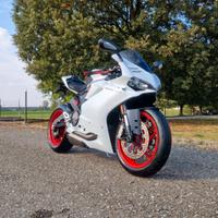 Ducati 959 Panigale AKRAPOVIC