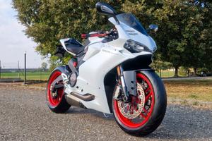Ducati 959 Panigale AKRAPOVIC