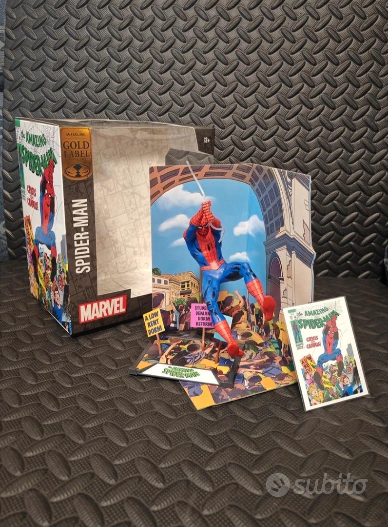 Spider Man Action Figure The Amazing + Card - Collezionismo In vendita ...
