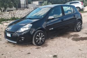 RENAULT Clio 3ª serie - 2011